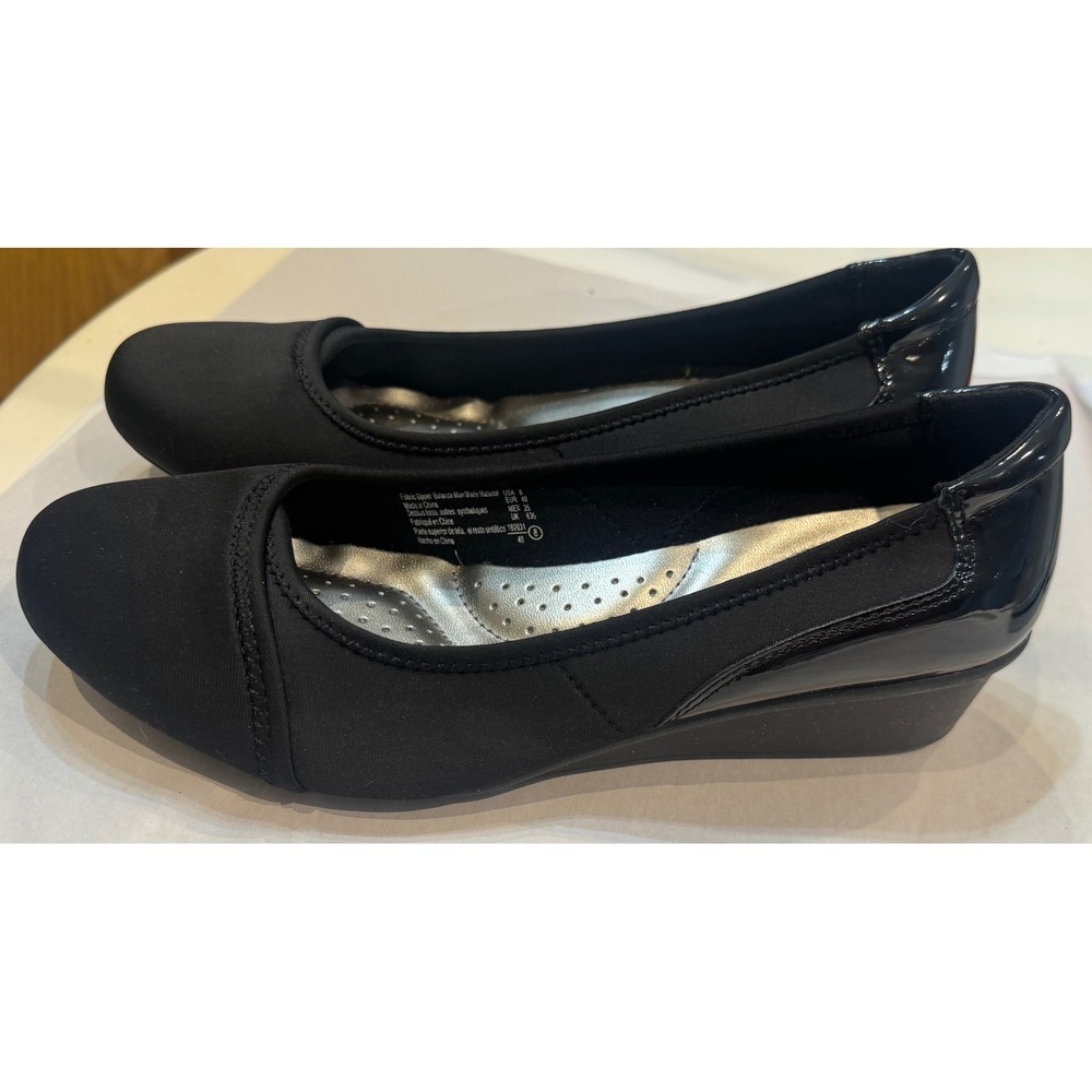 Dexflex Comfort Womens Black Fabric Patent Accent Wedge Pump Shoes Size 8 162631